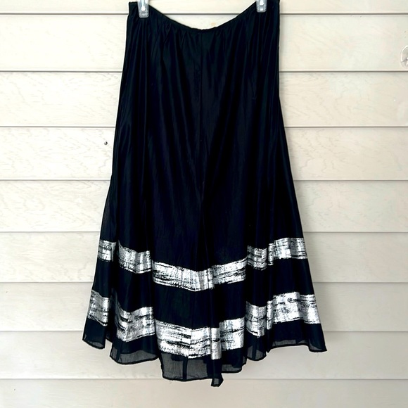 Calvin Klein maxi skirt with metallic silver stripes size 8 - Picture 2 of 8